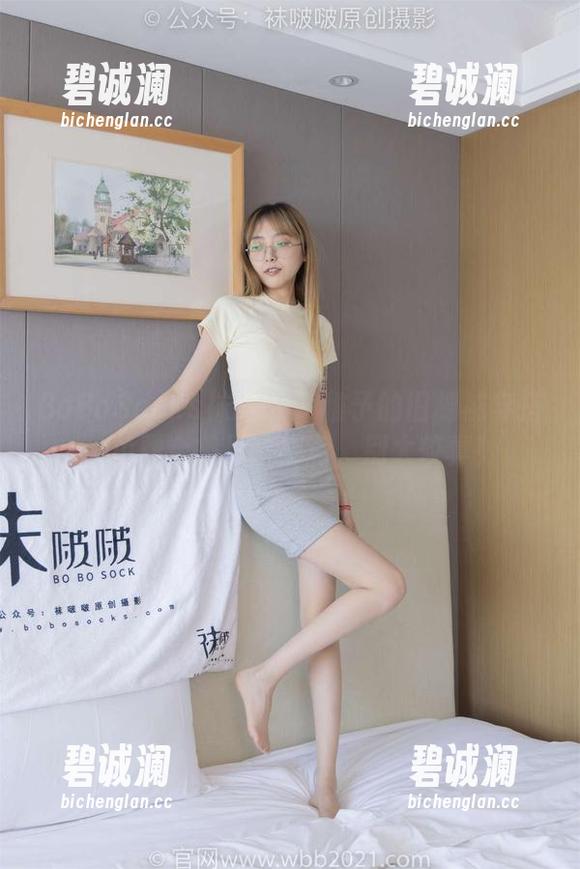 BoBoSocks袜啵啵-稚予 BoBoSocks袜啵啵 - 稚予的旧棉袜穿搭,免费合集里啥都有,别太较真!