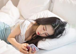 圣诞雪夜，Dami(퀸다미)的写真全集竟让人眼前一亮！