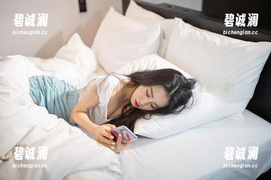 圣诞雪夜，Dami(퀸다미)的写真全集竟让人眼前一亮！