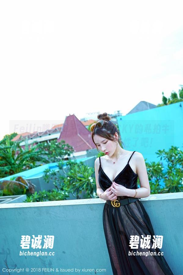 Feilin嗲囡囡-陈雅漫VICKY Feilin嗲囡囡 - 陈雅漫VICKY的私拍牛仔裤图集:看,这也太随性了吧!