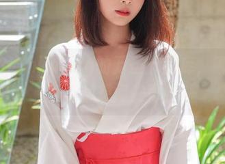 Kang Inkyung的万圣节图库，哪个造型让你想问安可？