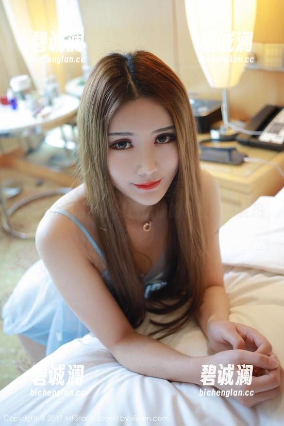 MFStar模范学院-李颖煊baby MFStar模范学院 - 美足写真合集:李颖煊baby用脚轻轻挑逗你的视线,不能想太多!