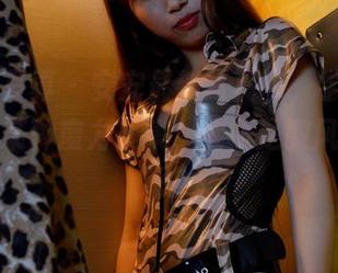 PANS写真 - 安安最新写真中，学妹们似乎都被某种魔力聚集，大概是微风太好了吧？