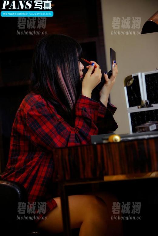 PANS写真-小彤 PANS写真 - 免费写真也能有态度,小彤演绎职业装的新高度