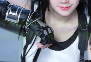 这是哪个神仙的设计?观看Sally Dorasnow的御姐合集,完全想象不到……