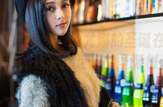 TGOD推女神 - Una尤娜的圣诞在线图集，存在感犹如那迷人的圣诞树光点