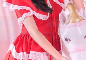 TouTiao头条女神 - 杨漫妮baby的写真图包：裤里丝战斗力Max！