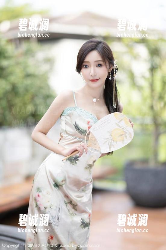XIAOYU语画界-黄乐然 XIAOYU语画界 - 制服全集里的黄乐然,她的原图总让人想起偷偷懒的时候…(哔)