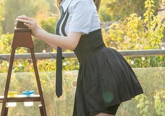 XINGYAN星颜社 - 一道绚烂光线中的晨晨Cherry美足写真——合集里的每一瓣足弓都在说话