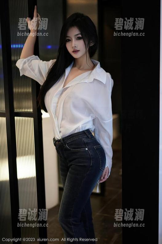 Xiuren秀人网-甜白酱 Xiuren秀人网 - 网盘里的甜白酱密码,下载后你才能看见的甜心碎片