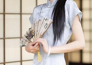 Xiuren秀人网 - 原图直击：蛋蛋宝的婚纱，像是从梦里闯出来的一样！