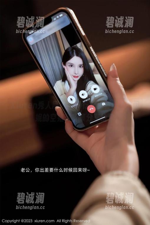Xiuren秀人网-闵妮 Xiuren秀人网 - 除了行李还有什么,闵妮的空姐写真集分享给你