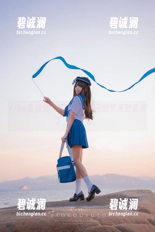 Yiko湿润兔，带着免费美图的聚光效果来了，别小看。