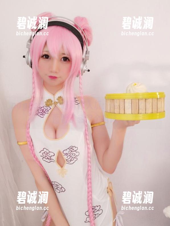 nagesa魔物喵 nagesa魔物喵带你入坑:私房兔女郎原图看了想留个电话