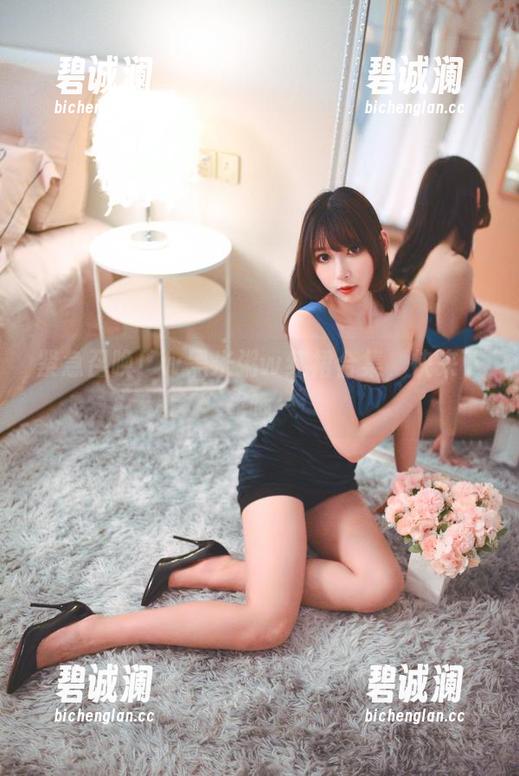 w黑米粥w 紧急召唤!w黑米粥w红裙合集,快来下载哦~