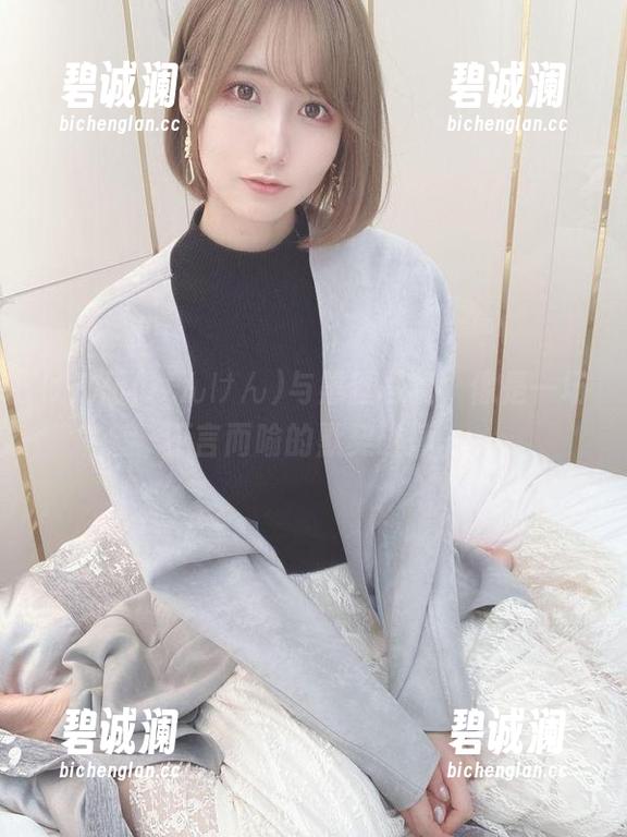 けん研(けんけん)与黑丝写真，像是一场不言而喻的默契碰撞…