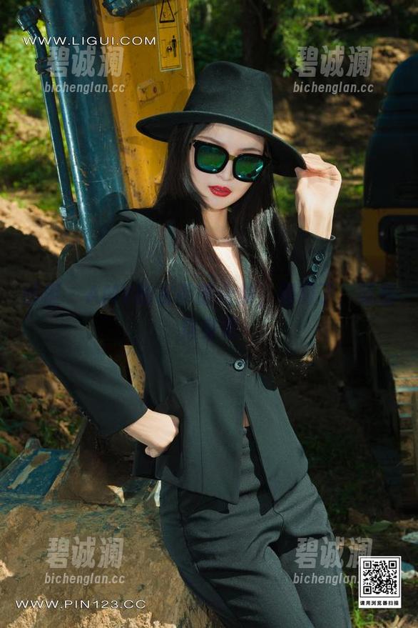 丽柜-AMY 丽柜 - AMY的水手服合集,别问了,就看这身吧