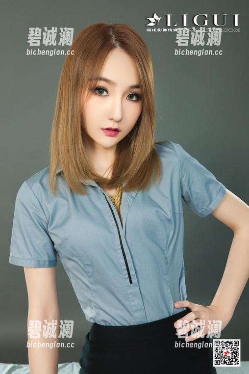 丽柜-蕊蕊 丽柜 - 蕊蕊的传奇写真:囚女的柔情,翻页时小心掉进她眼里哦!