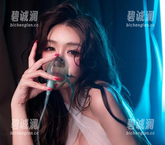 于芷晴 微密圈 - 网盘里,只有于芷晴的“热辣红”能让我暂时忘掉一切烦恼。