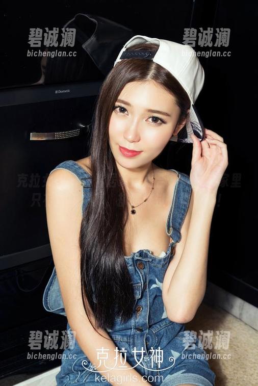 克拉女神-汤怡 克拉女神 - 汤怡居家最新合集:虽然家里只有我和外卖,却照样过得像电影!