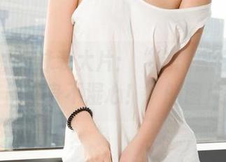 克拉女神 - 泳装大片：“赵雨静在水里也能湿身不湿心！”的图片