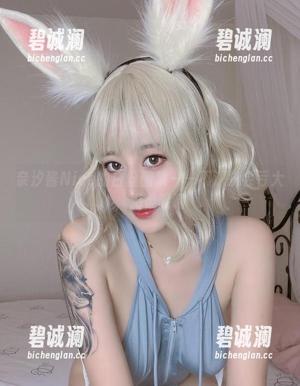 奈汐酱Nice 奈汐酱Nice的白丝图集——不深扒会亏大,温柔呢喃