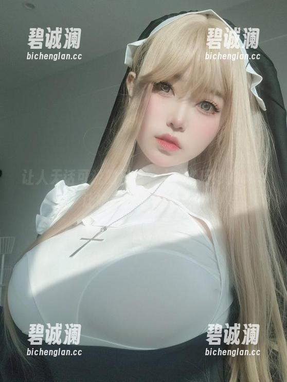 女主K 让人无话可说的日常,女主K巧妙的cos让她成了话题焦点!