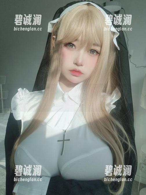 女主K 提起红色毛衣,女主K的妹妹成了图库里的传说