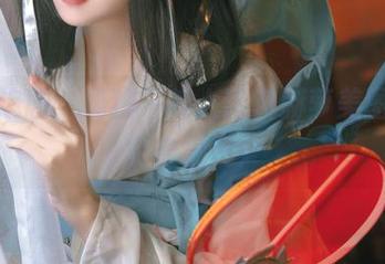 忘了追剧，奶狮不咬人这波赫萝美图更新实在太赞！