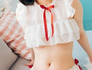 孙乐乐(손예은)一个cos，足下生风，下载小心别舔屏哦