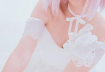 新资源上线！小野妹子w的女仆照，让我想买条围裙…
