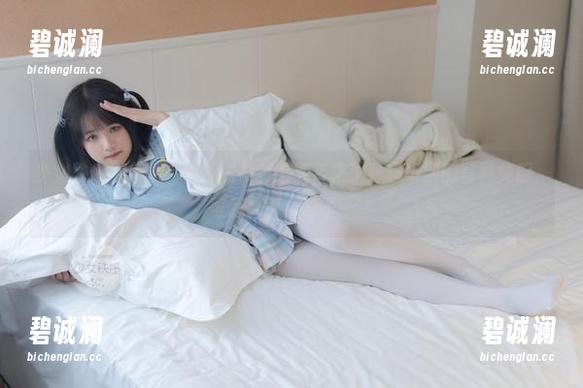 少女秩序-乐栀 少女秩序 - 乐栀:定制白衬衫给我带来了意想不到的写真灵感,可我又不会穿了……