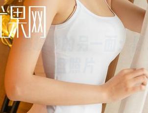尤果网 - 礼服摄影的另一面：陈幼伊的网盘照片