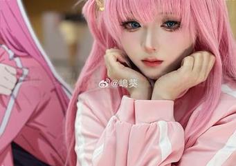 暴露无遗的嶋葵私拍合集，纯洁天鹅背后的调皮。