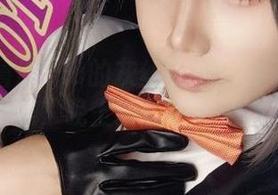 巴鲁巴鲁BaRu的灰丝私房：白天不懂夜的黑，晚上教你色彩的绚丽