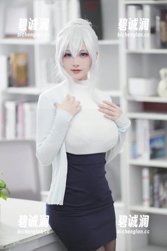 幼爱youmeko 这组幼爱youmeko的女仆写真集让我都惊呆了,大家快来下载,别光懵着!