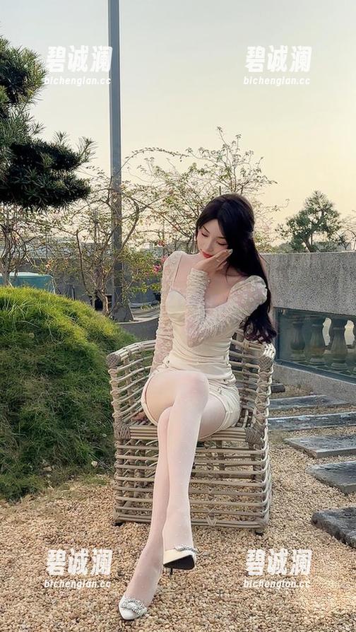徐莉芝Booty 微密圈 - 下载徐莉芝Booty全套兔女郎,宛如打开了一扇带点迷幻色彩的窗~嘿!