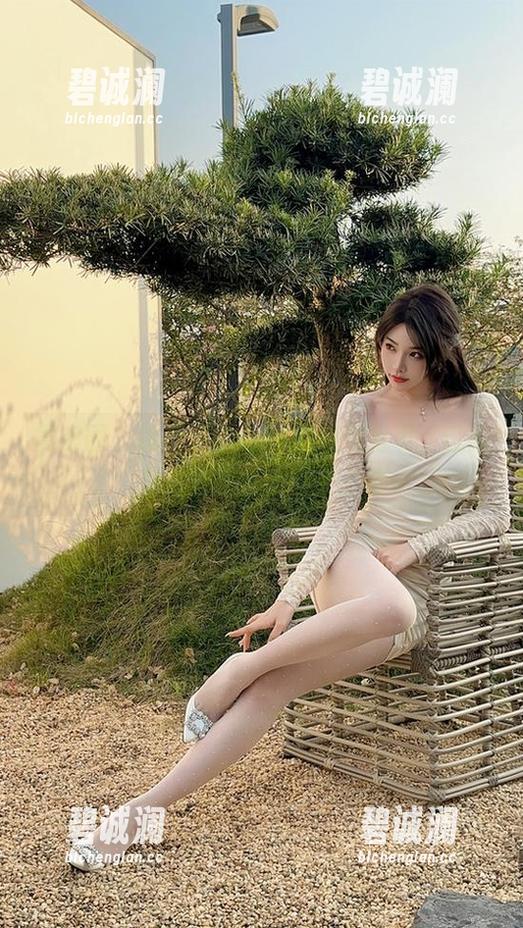 徐莉芝Booty 微密圈 - 徐莉芝Booty的玲珑身姿:这作品集分享也太撩人了吧