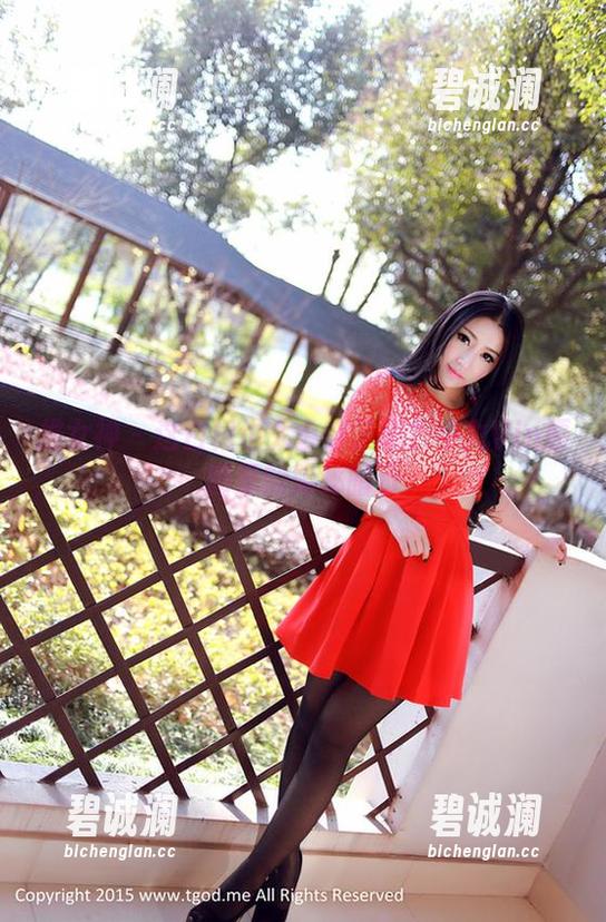 推女神-小九Vin 推女神 - 这白裙也太会穿了吧?小九Vin原图里的隐秘暗示