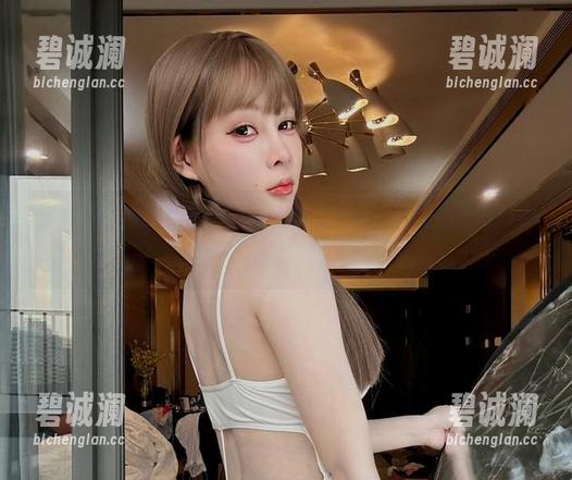 无欲无求的推土君 微密圈 - 假如无欲无求的推土君的办公室美图成真,下载就能实现我的办公室梦了?