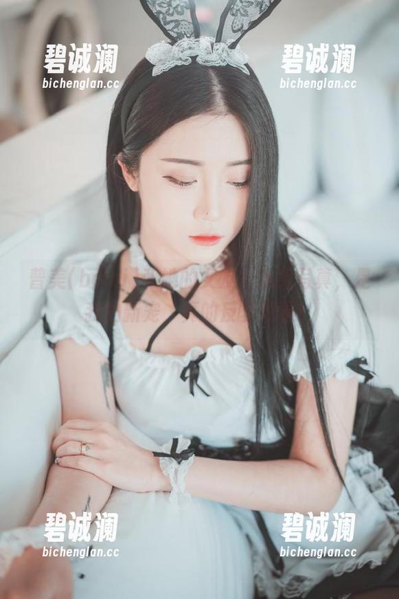 普美(bomi)和她的女友：这组写真，是我的新宠，真的反复观看！