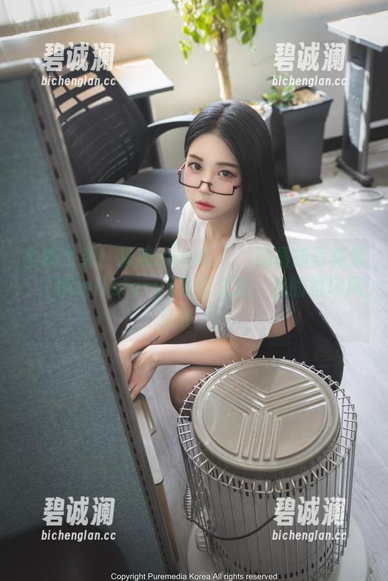全新来袭！普美Bomi(보미)的最新写真集：[Bimilstory]飞行之后，我的机场风又来了！