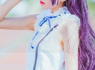 扎心了，桜桃喵的校服写真，这哪是校服，分明是撩人的魔法！