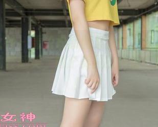 梦丝女神 - 重磅最新图集上线！梦素与复古楼的性感美，像个美丽的闹剧，真有趣！
