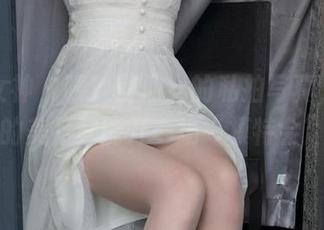 梦丝女神 - 咦？莹仙女的私拍写真，光是她的美足就能开一场“模特会”！