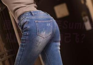 爱蜜社 - 图册里的夏笑笑Summer：她的礼服是不是会自己飞？