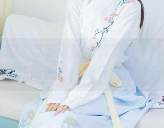 物恋传媒 - 菜菜这波短裤美图，难道是要引领新潮流？！我只想静静看！