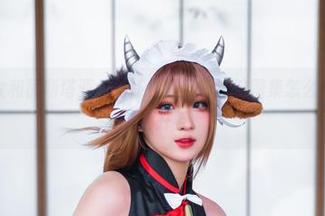 乌烟的魔女和瓦斯塔亚小龙虾，真不知道这图集怎么来的，但颜色好看