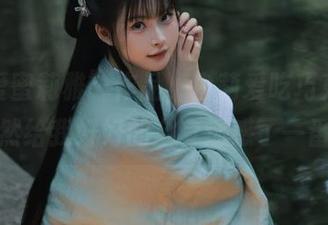 这“爱蜜莉雅”作品，白莉爱吃巧克力果然给我好好的全套迷惑了一番
