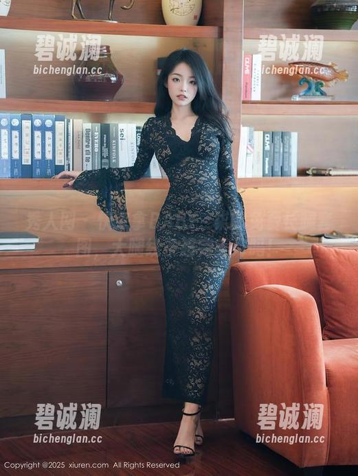 秀人网-BABY_柒 秀人网 - 快来拿BABY_柒的免费长腿套图,大腿线条超完美好吗!